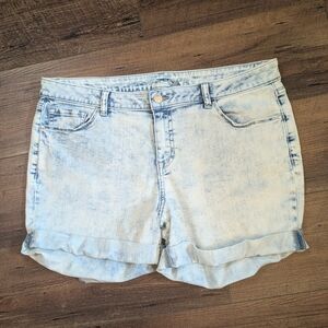 Apt 9 Denim Blue Women's‎ Shorts EUC See Pics For Measurements